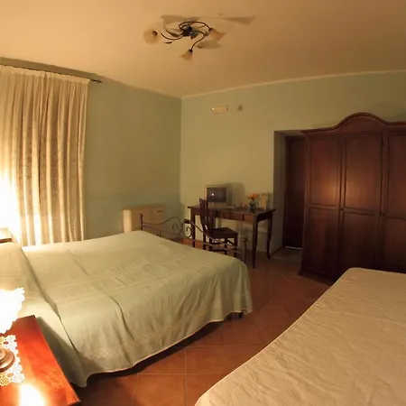 Nerodivino Bed & Breakfast *